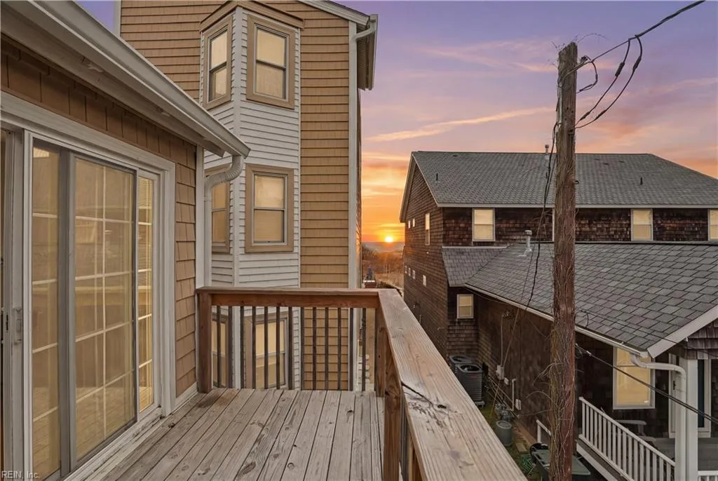 1634 E Ocean View 2E AVE #2E, NORFOLK VA 23503