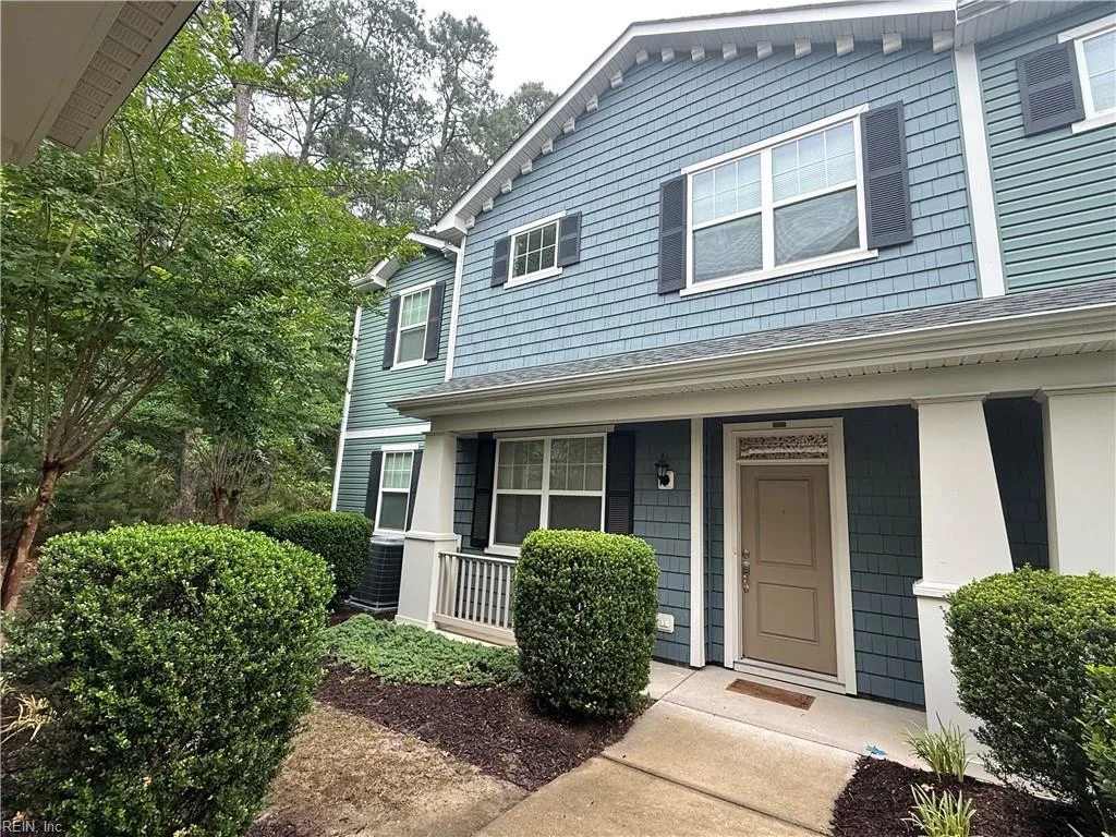 2504 Leytonstone DR, CHESAPEAKE VA 23321