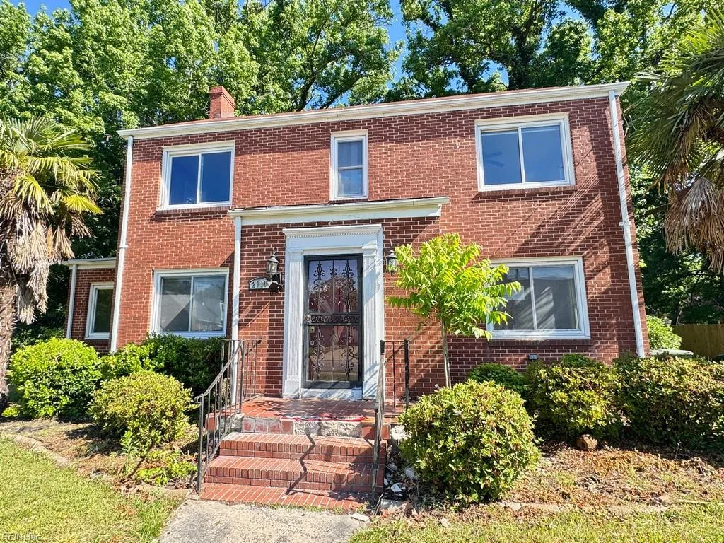 2910 Woodland AVE, NORFOLK VA 23504