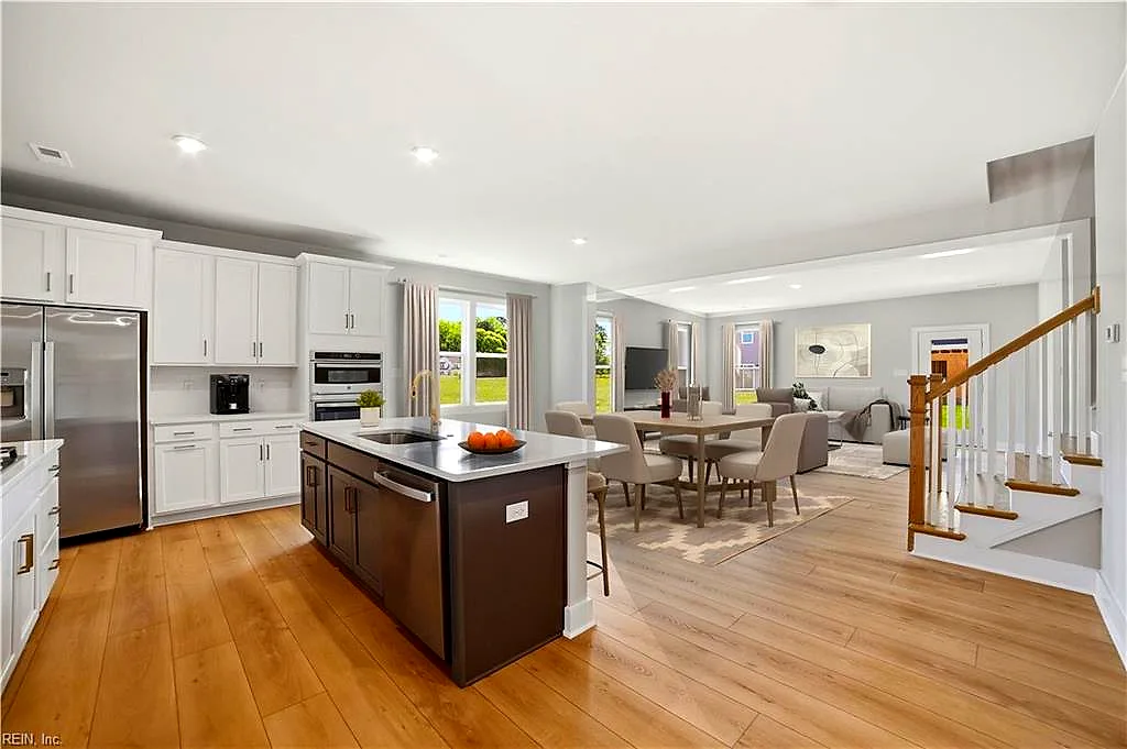 2113 Wentworth Xing, Smithfield — photo