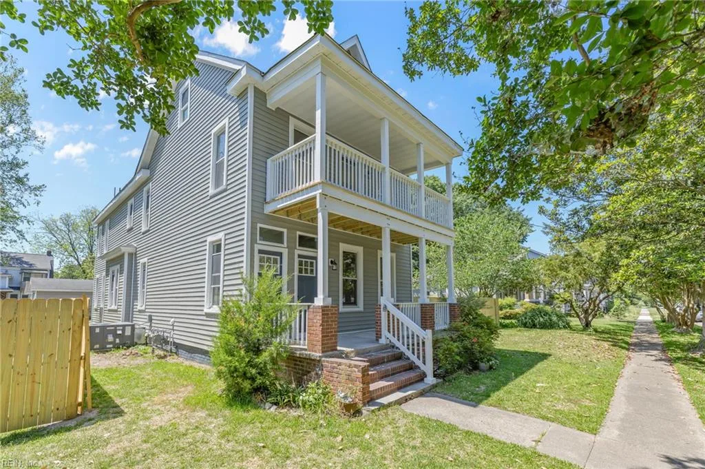 1611 McDaniel ST #A, PORTSMOUTH VA 23704
