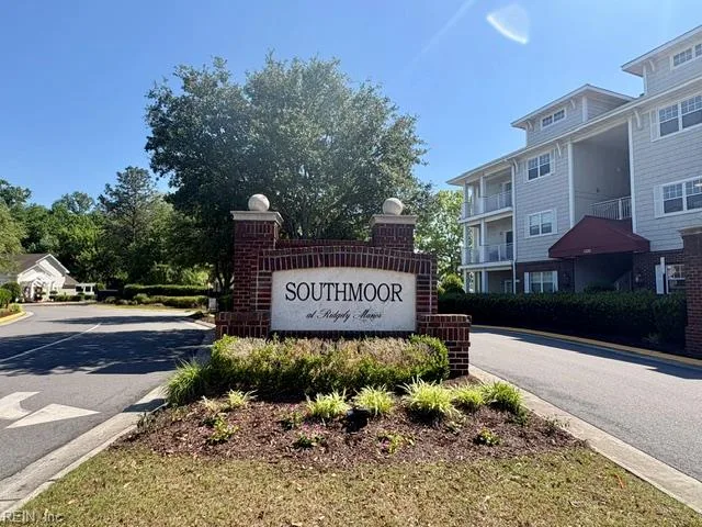 912 Southmoor DR #301, VIRGINIABEACH VA 23455