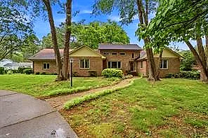 5204 Lake Shores Rd, Virginia Beach — photo