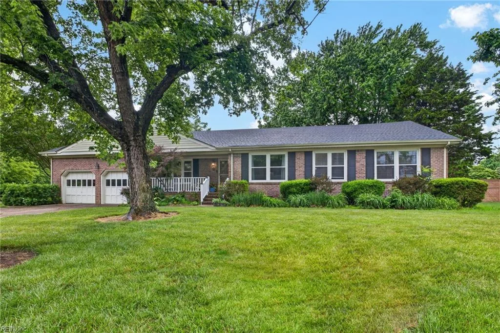 801 Adrian DR, VIRGINIABEACH VA 23452