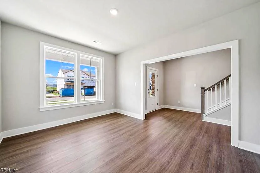 122 Getty Rd, Suffolk — photo