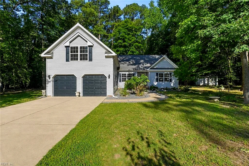 440 Evergreen Way, Smithfield — photo