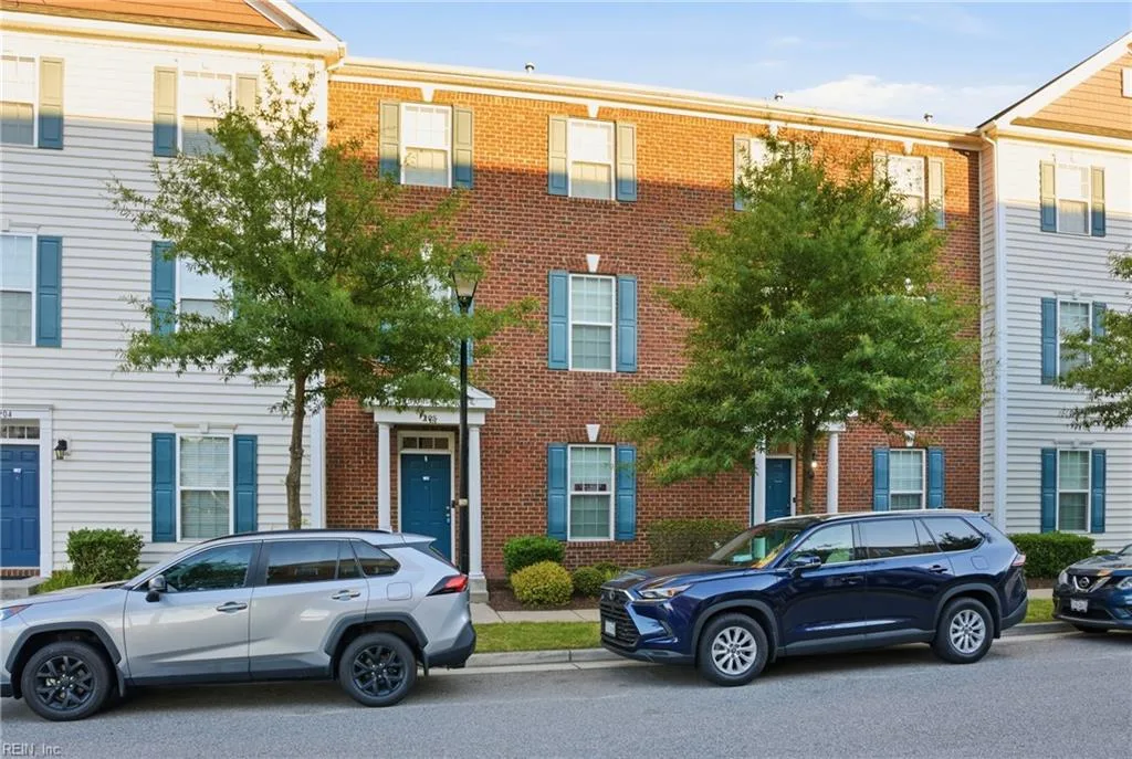 208 Breccia LN, VIRGINIABEACH VA 23462