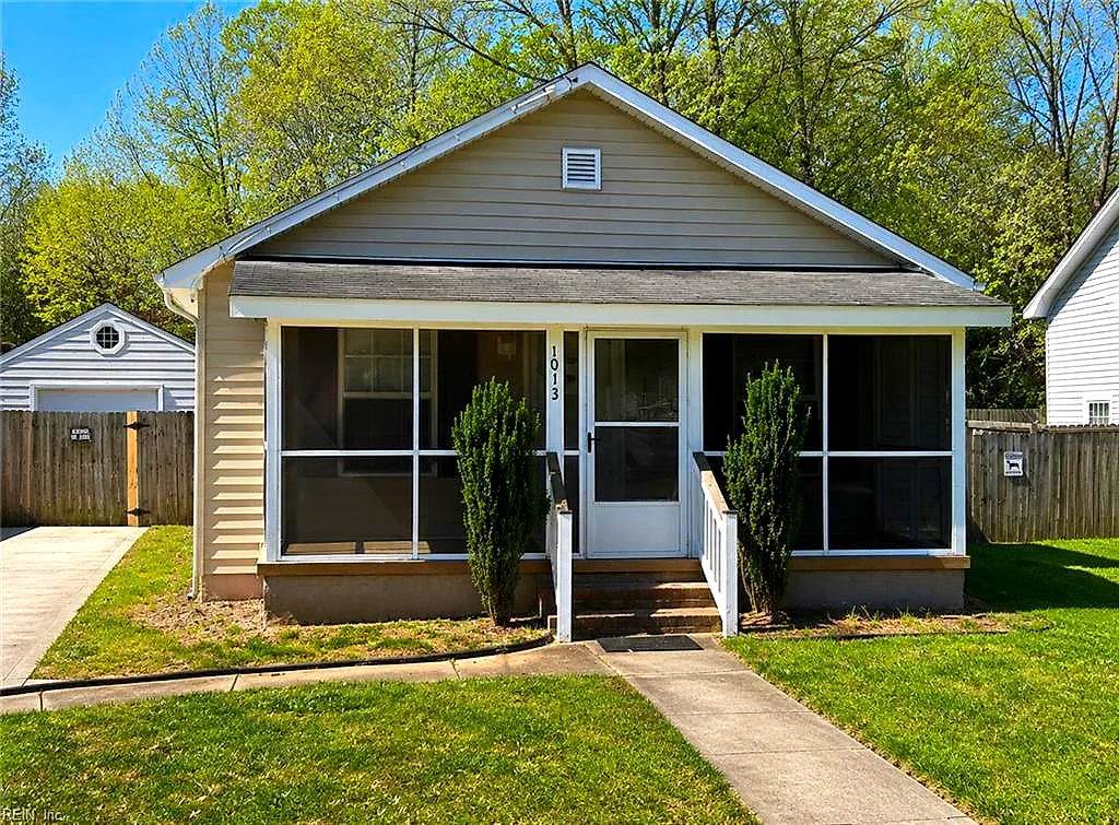 1013 West Ave, Hampton — photo