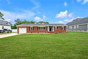 525 Dove Dr, Chesapeake — photo