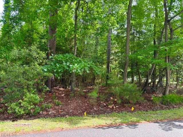 713 Ship Point RD, YORKTOWN VA 23692