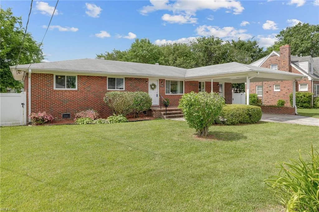 2825 Woodland AVE, NORFOLK VA 23504