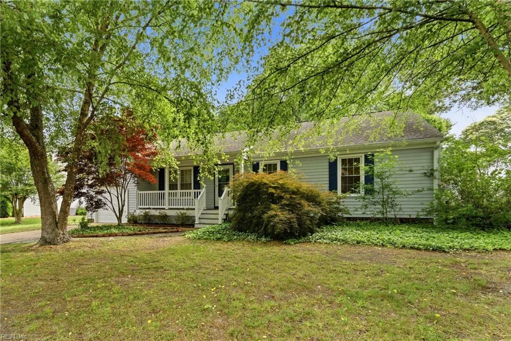 2305 Shorebird CT, CHESAPEAKE VA 23323