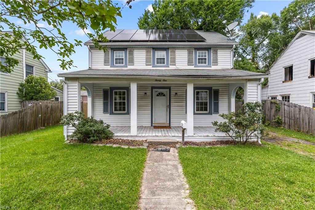 21 Burtis ST, PORTSMOUTH VA 23702