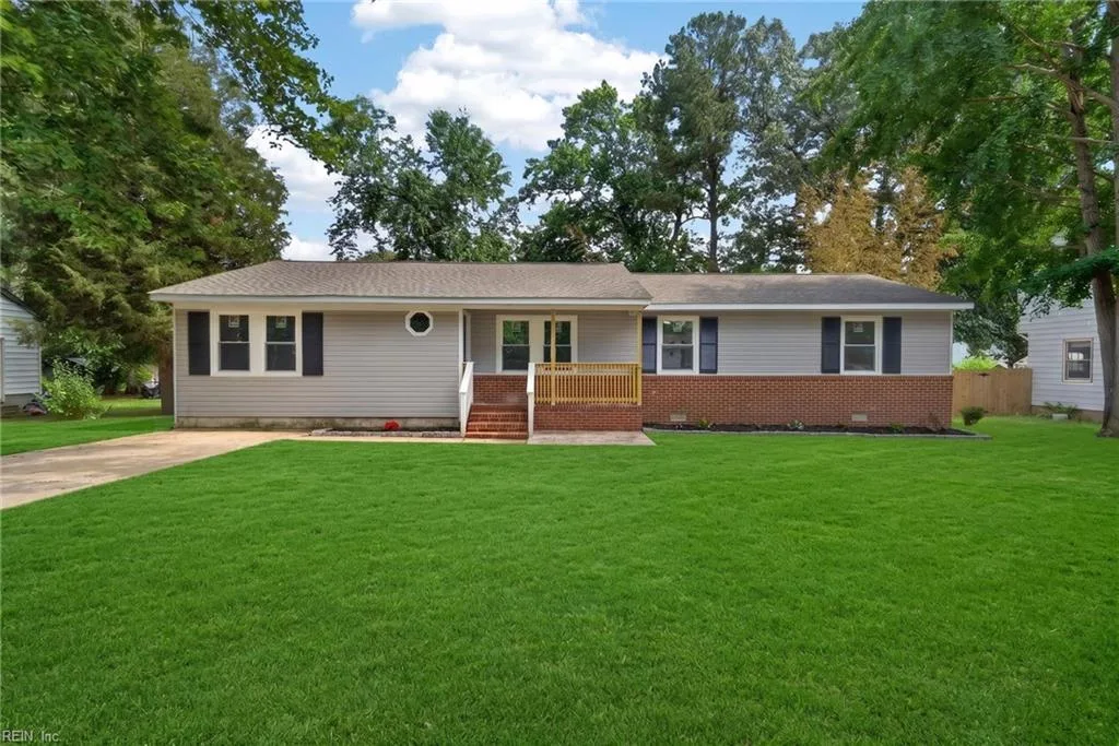 109 Fischer DR, NEWPORTNEWS VA 23608