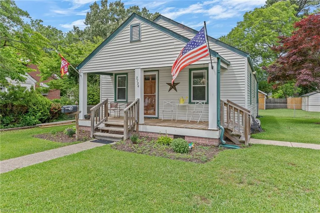 3734 Robin Hood RD, NORFOLK VA 23513