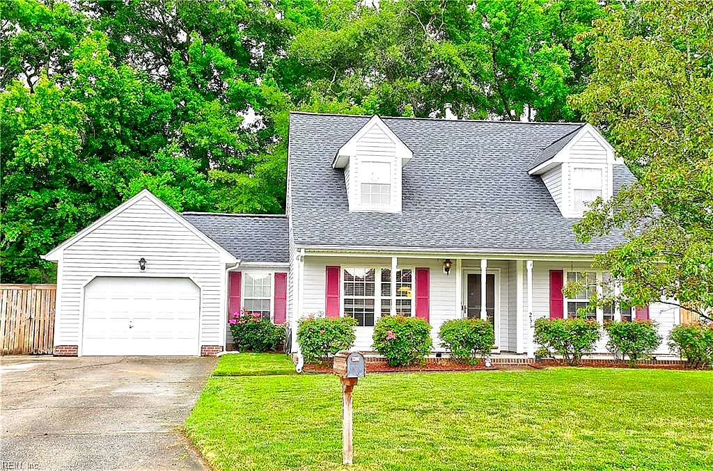 231 Fallawater Way, Suffolk — photo