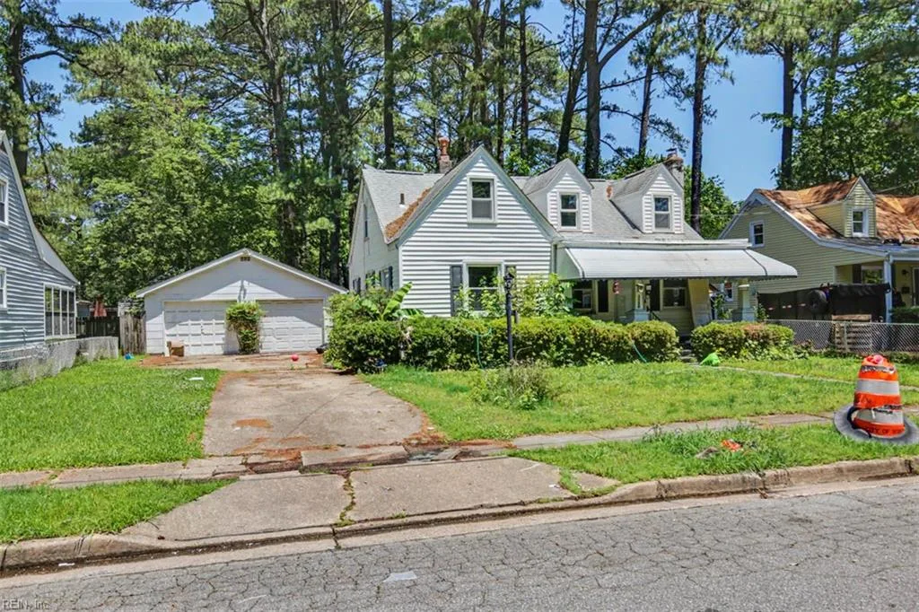 3586 Riverside DR, NORFOLK VA 23502