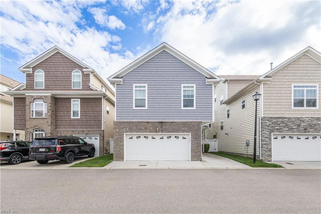 333 Moate CIR, VIRGINIABEACH VA 23462