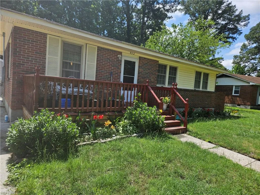 902 Chumley RD, PORTSMOUTH VA 23701
