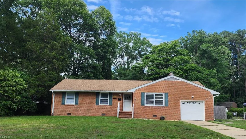 316 Sourwood DR, HAMPTON VA 23666