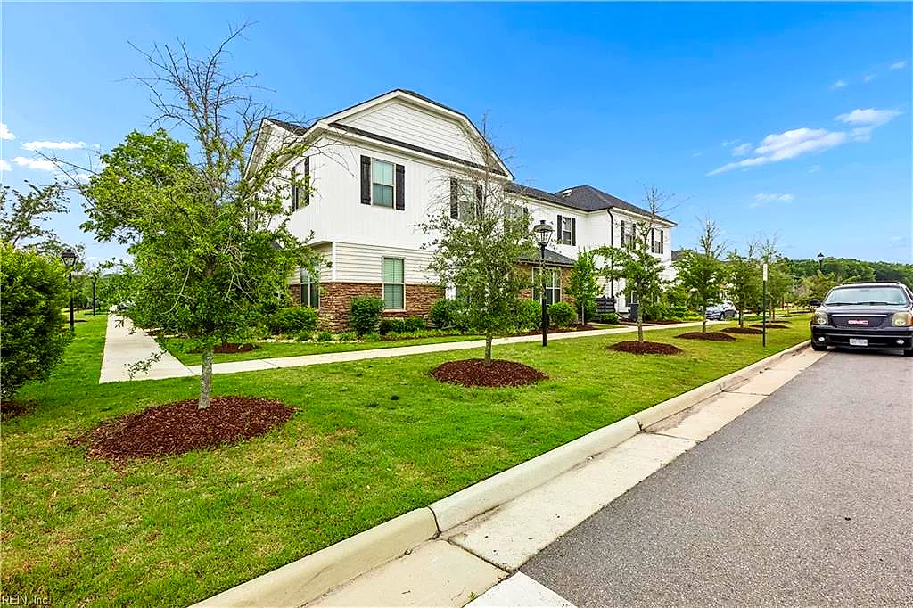 907 Kathy Ann WAY W, CARROLLTON VA 23314