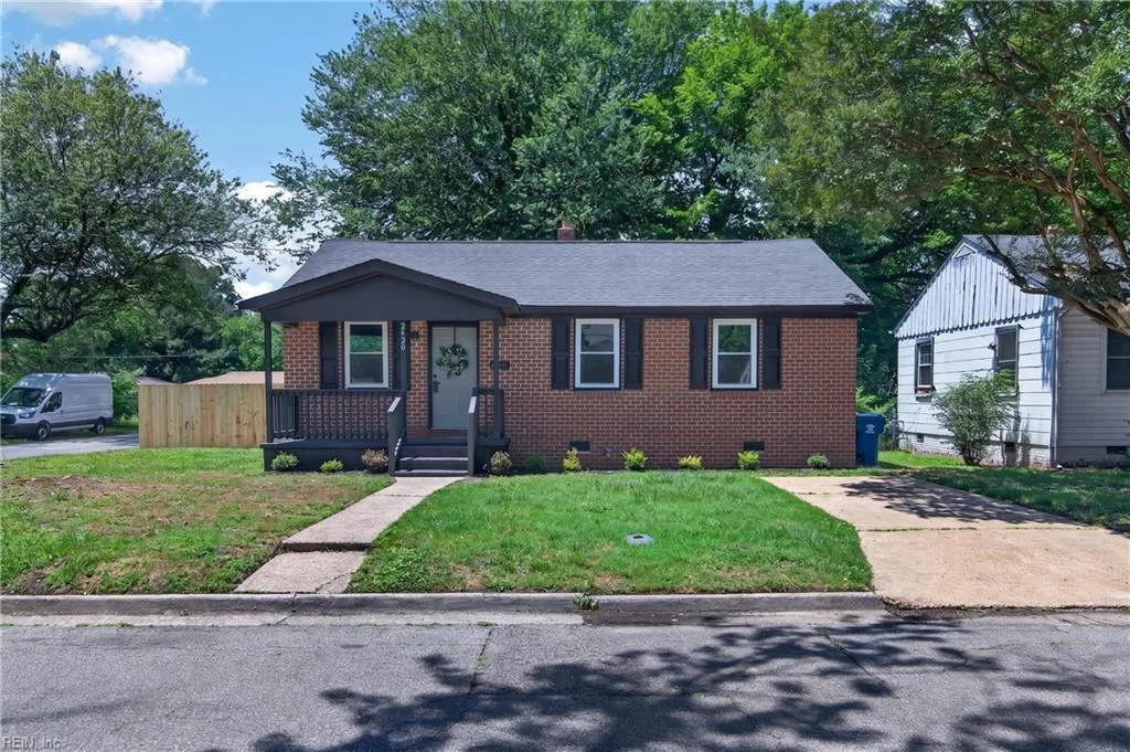 2420 Charleston AVE, PORTSMOUTH VA 23704