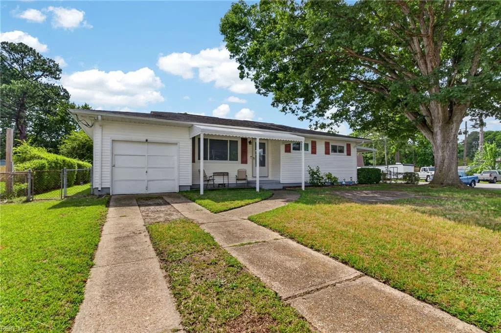3115 Hornsea RD, CHESAPEAKE VA 23325