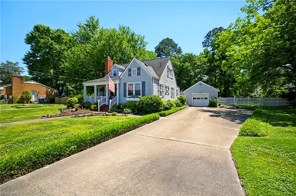 4063 Maple Dr, Chesapeake — photo