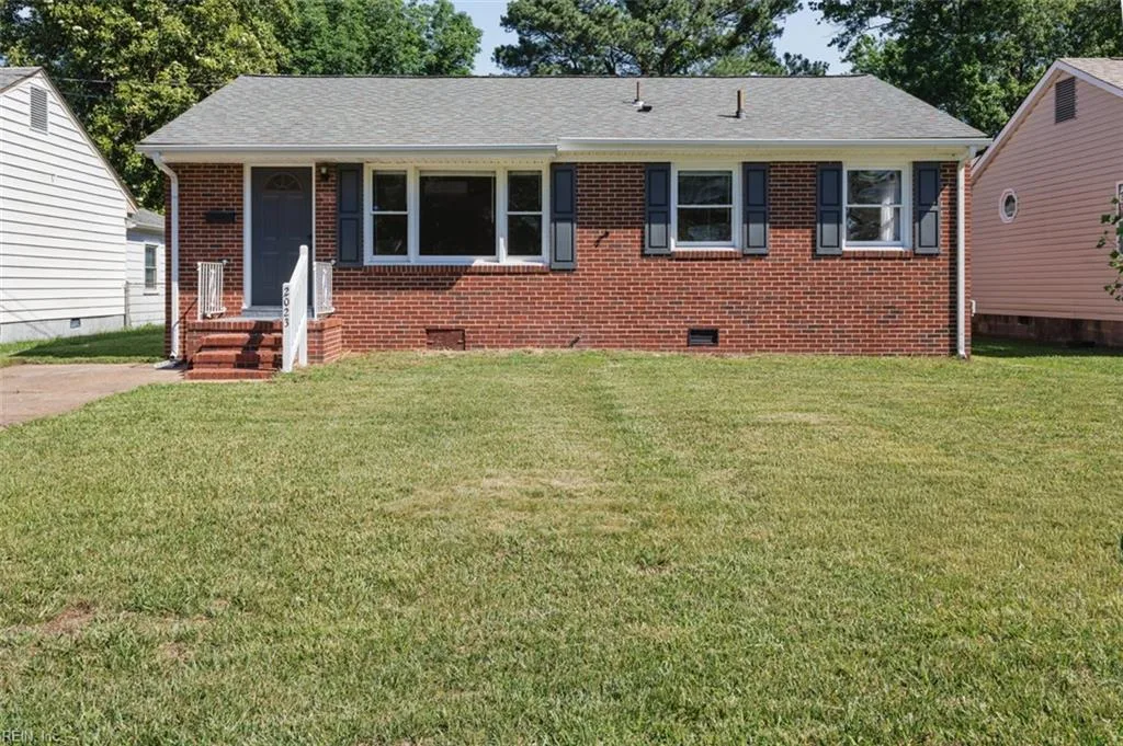 2023 Richard AVE, HAMPTON VA 23664