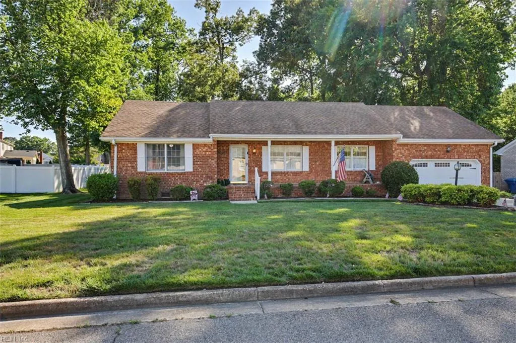 637 Reasor DR, VIRGINIABEACH VA 23464