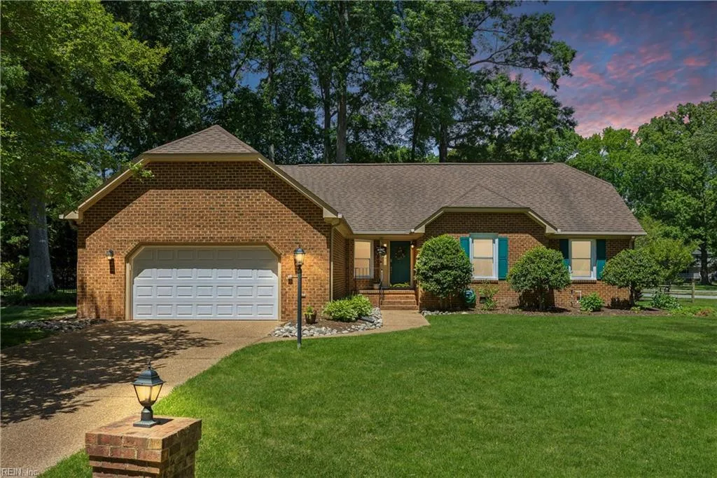 100 Quantico LOOP, YORKTOWN VA 23693