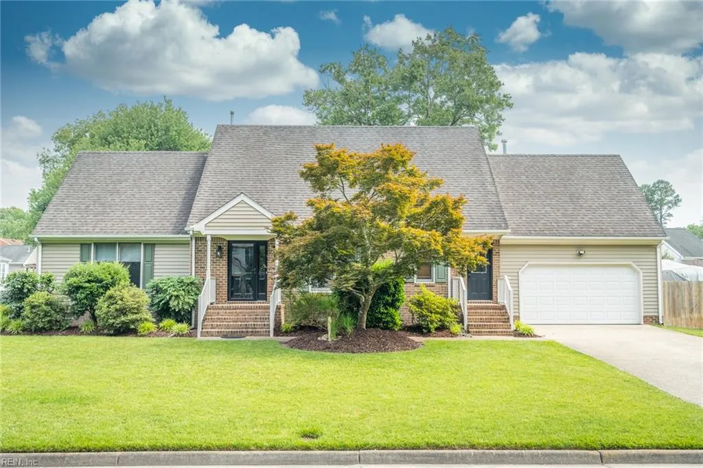 635 Foxgate Quarter DR, CHESAPEAKE VA 23322