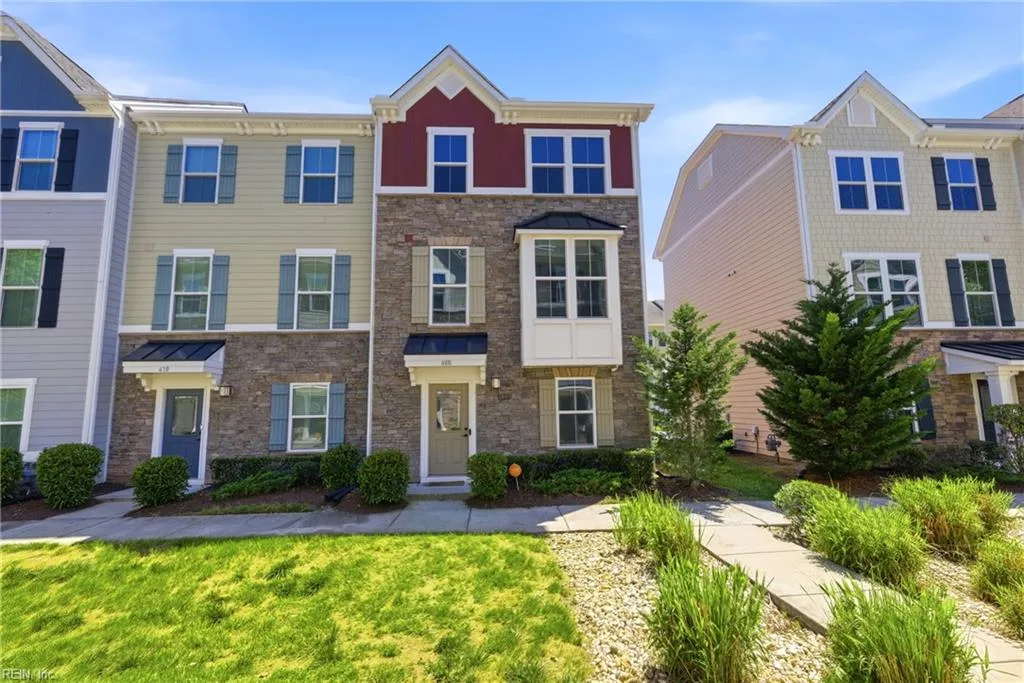 608 Muddy Creek RD, CHESAPEAKE VA 23324