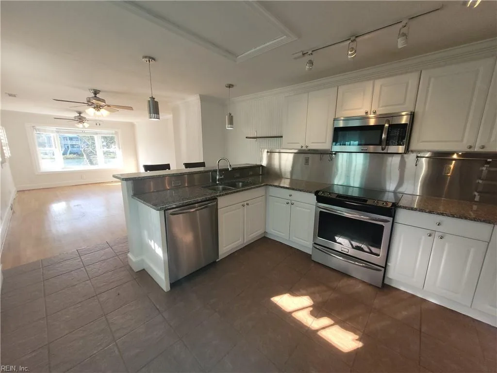 1226 Richmond CRES, NORFOLK VA 23508