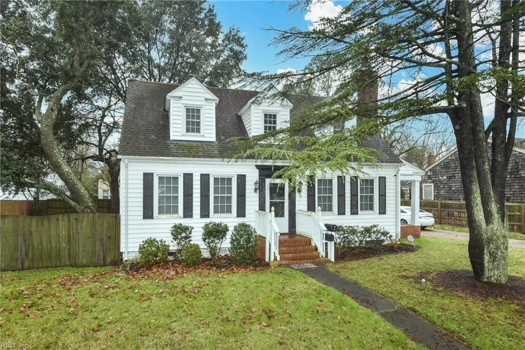10 Parkside PL, PORTSMOUTH VA 23702