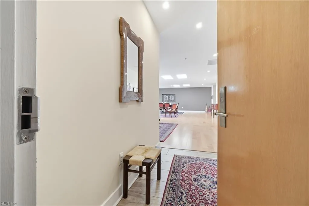 220 W Brambleton AVE #202, NORFOLK VA 23510