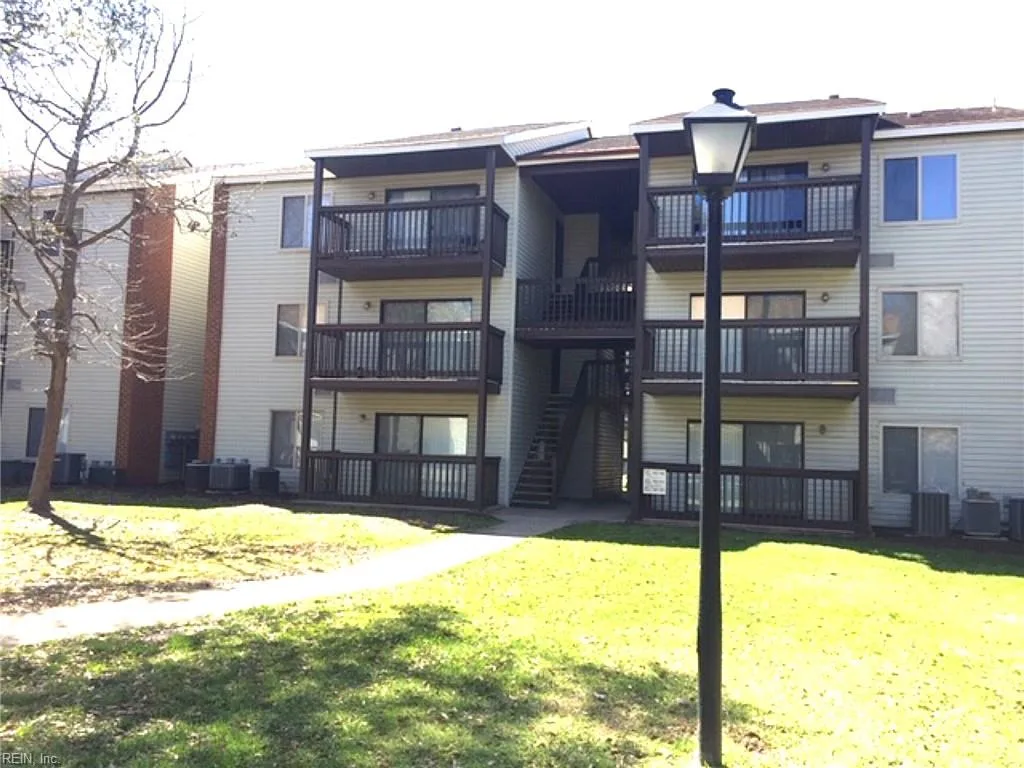 140 Wells CT, HAMPTON VA 23666