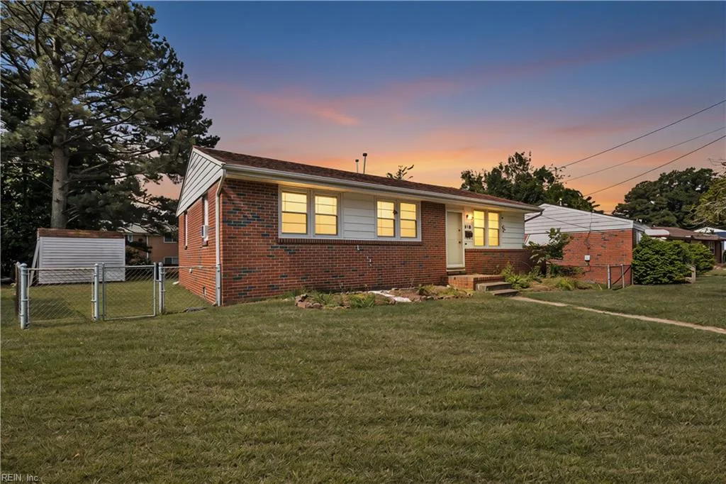 416 Keith CT, CHESAPEAKE VA 23325