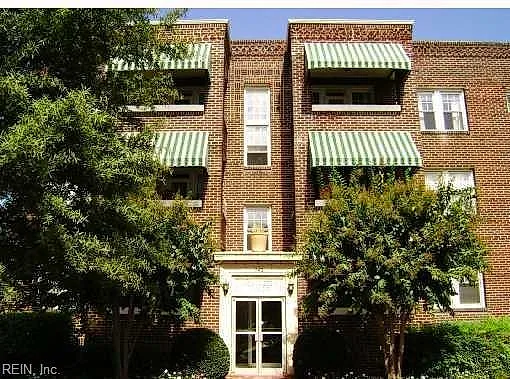 742 Washington Park #A5, Norfolk — photo