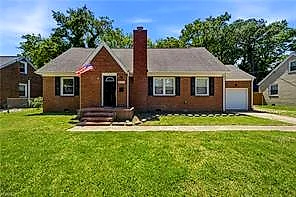 6425 Glenoak Dr, Norfolk — photo