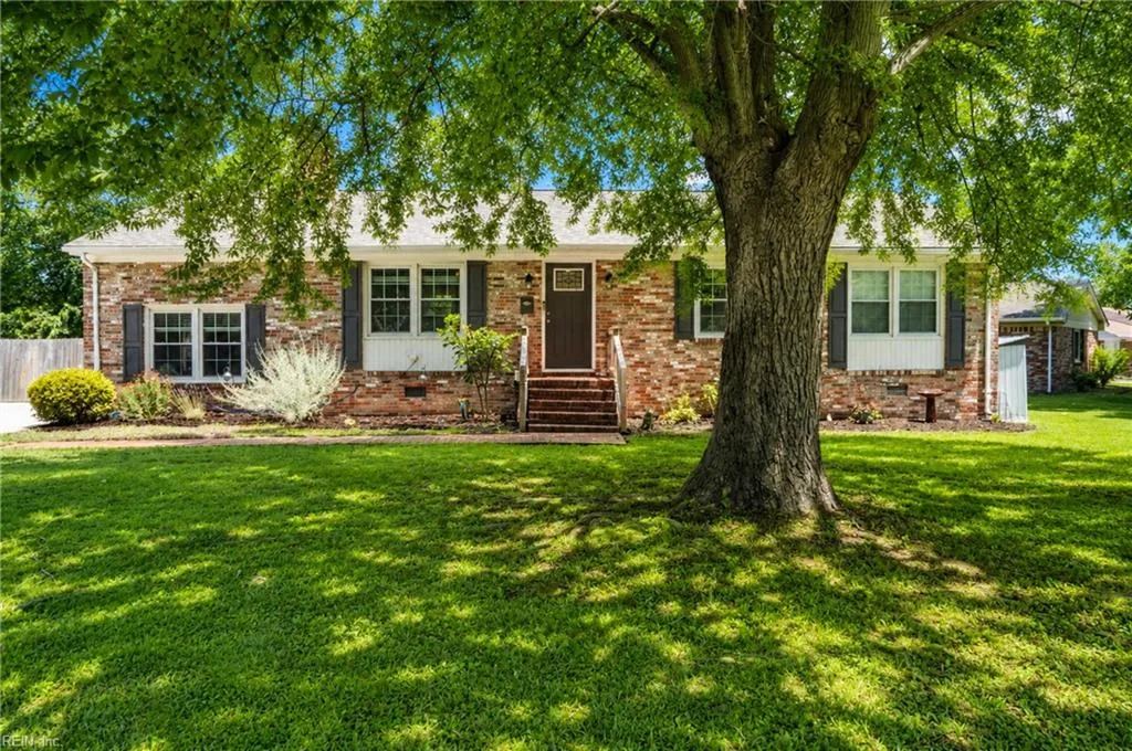 72 Arden DR, NEWPORTNEWS VA 23601