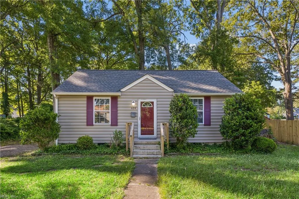 624 Sterling ST, NEWPORTNEWS VA 23605
