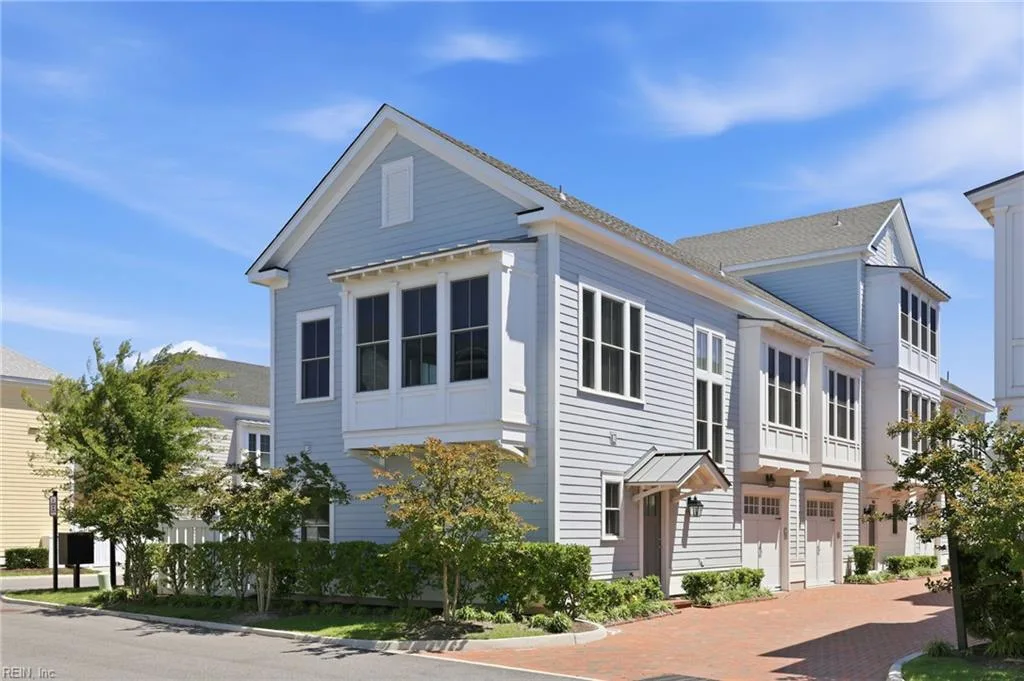 9562 Shore Dr, Norfolk — photo