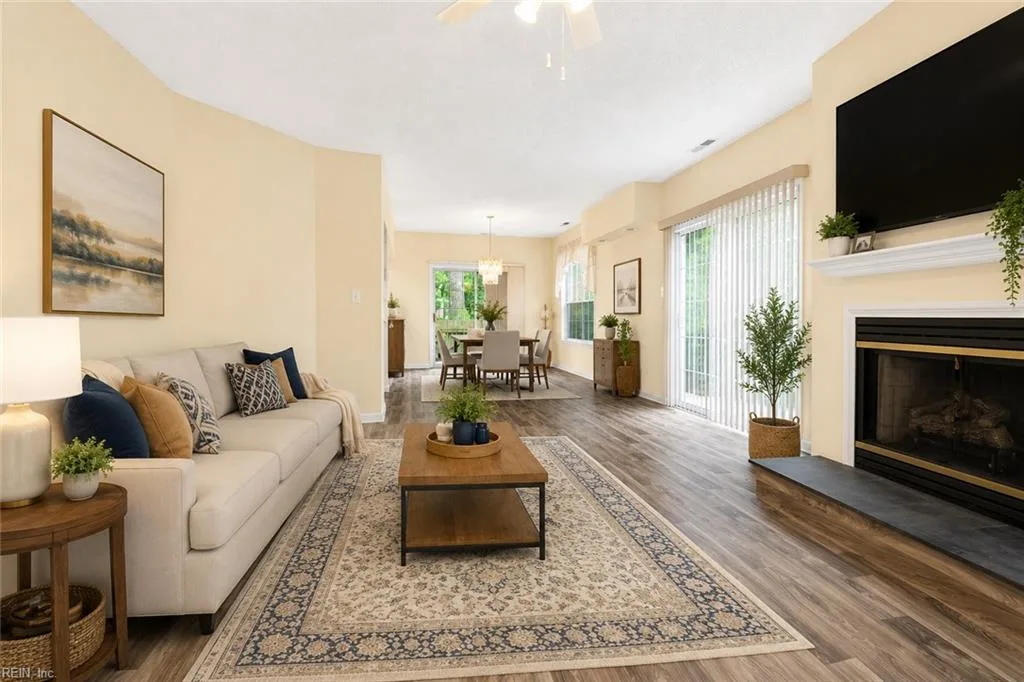 612 Pinnacle Dr, Virginia Beach — photo
