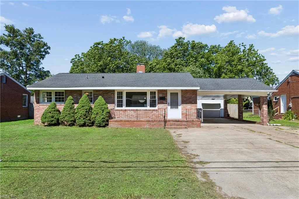 377 Whealton RD, HAMPTON VA 23666