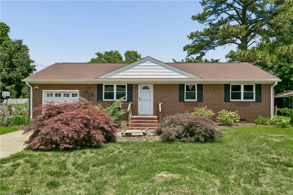 711 Spruce RD, NEWPORTNEWS VA 23601