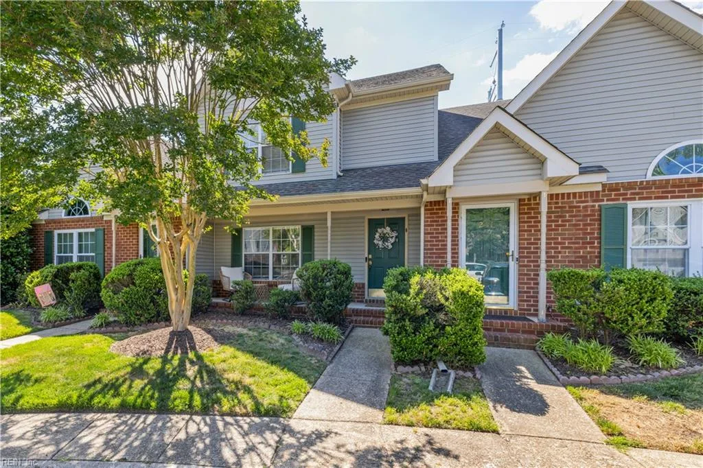 253 N Hill LN, CHESAPEAKE VA 23322