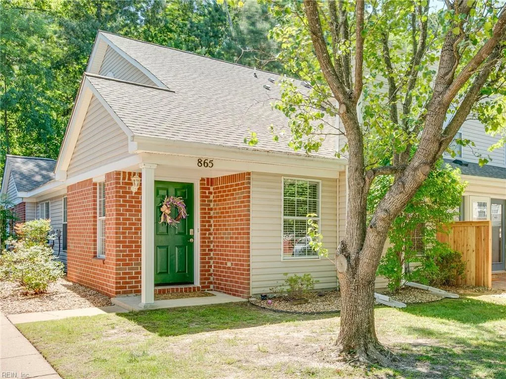 865 Miller Creek LN, NEWPORTNEWS VA 23602