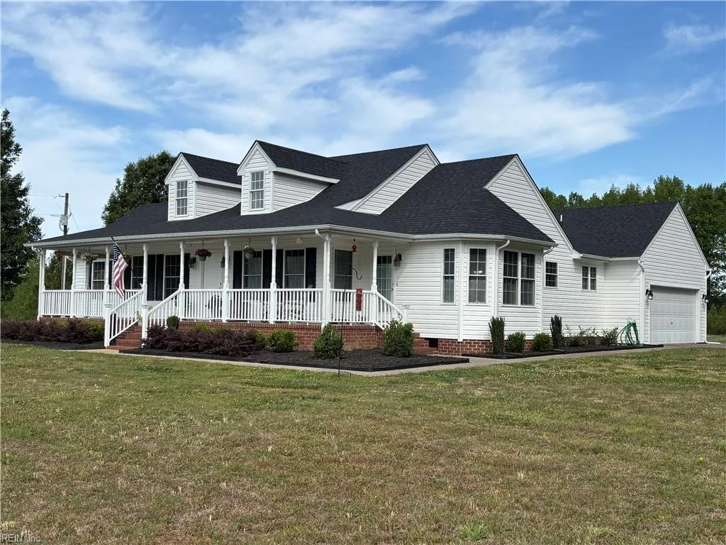 926 Freeman Mill RD, SUFFOLK VA 23438