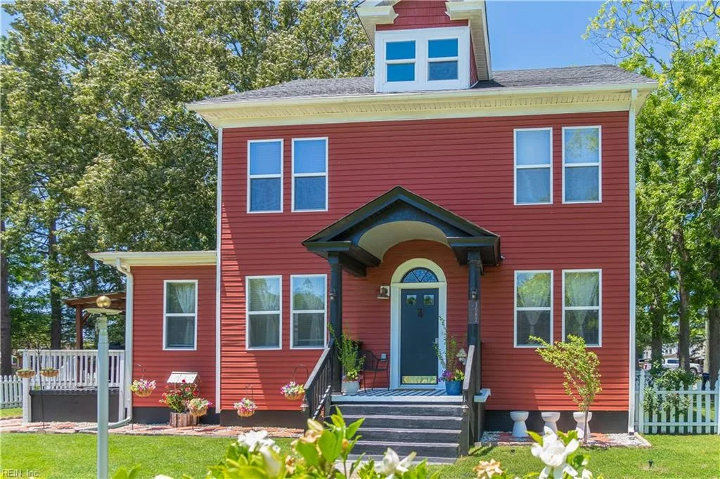 1062 Stanley RD, PORTSMOUTH VA 23701